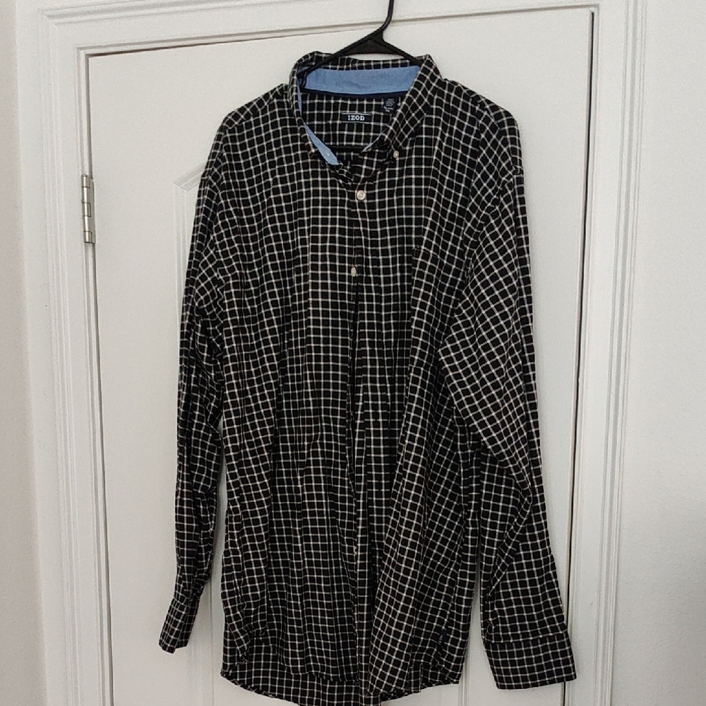 Izod Black and White Plaid Men's Shirt